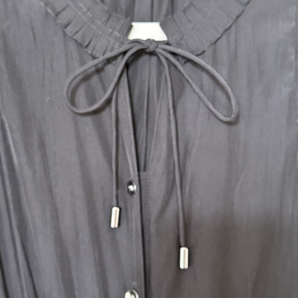Chico’s Crinkle Pleat Midi Shirt Dress Size 1.5 US 10 Black Ruffle Tie Neck - Picture 5 of 11